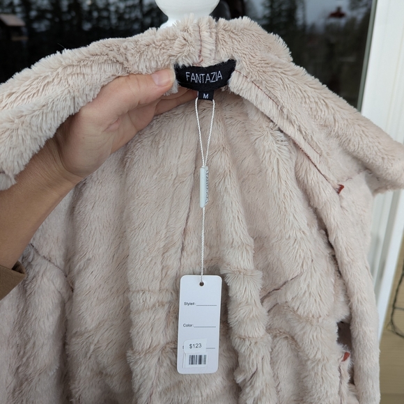 Fur wrap cardigan - Picture 11 of 12